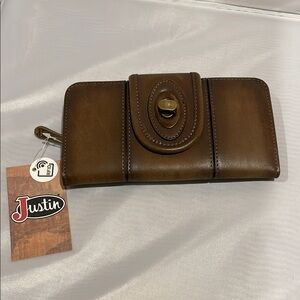Justin Boots Brown Leather Wallet with Turnlock Closure